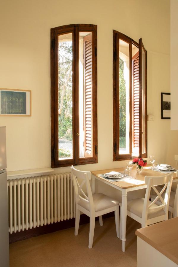Villino Liberty Apartment Cernobbio Bagian luar foto